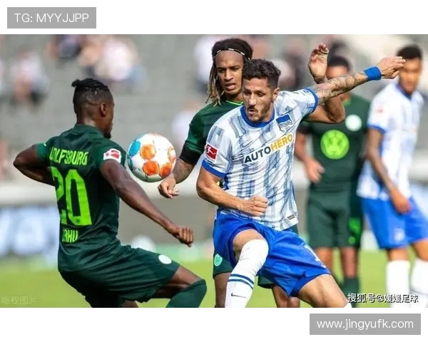 雷兹和查维斯进球助力门兴格拉德巴赫2-1领先霍芬海姆上半场